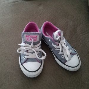 Girls converse shoes